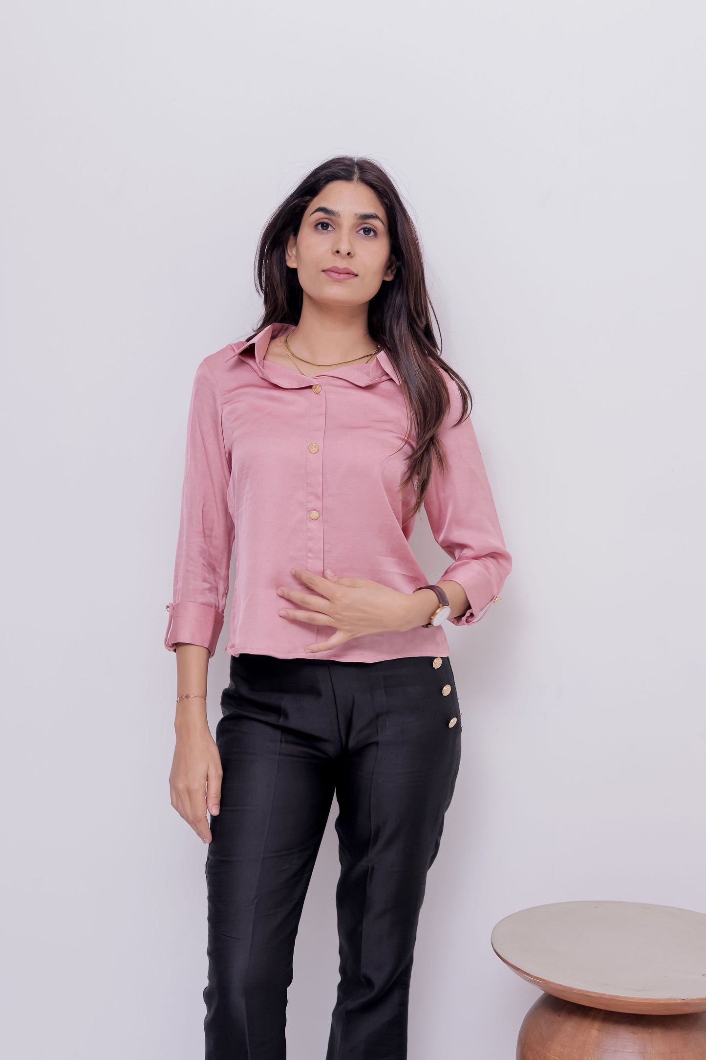 Pink linen satin shirt with gold buttons-Esseneur
