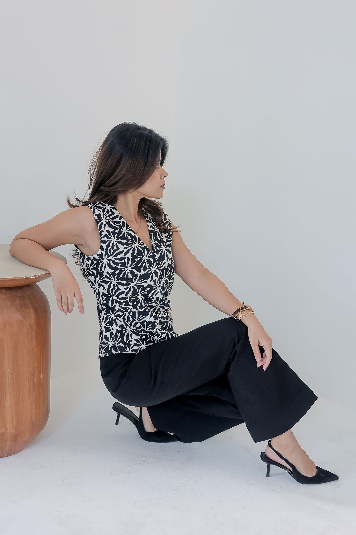 Black printed waistcoat with gold applique - essener.