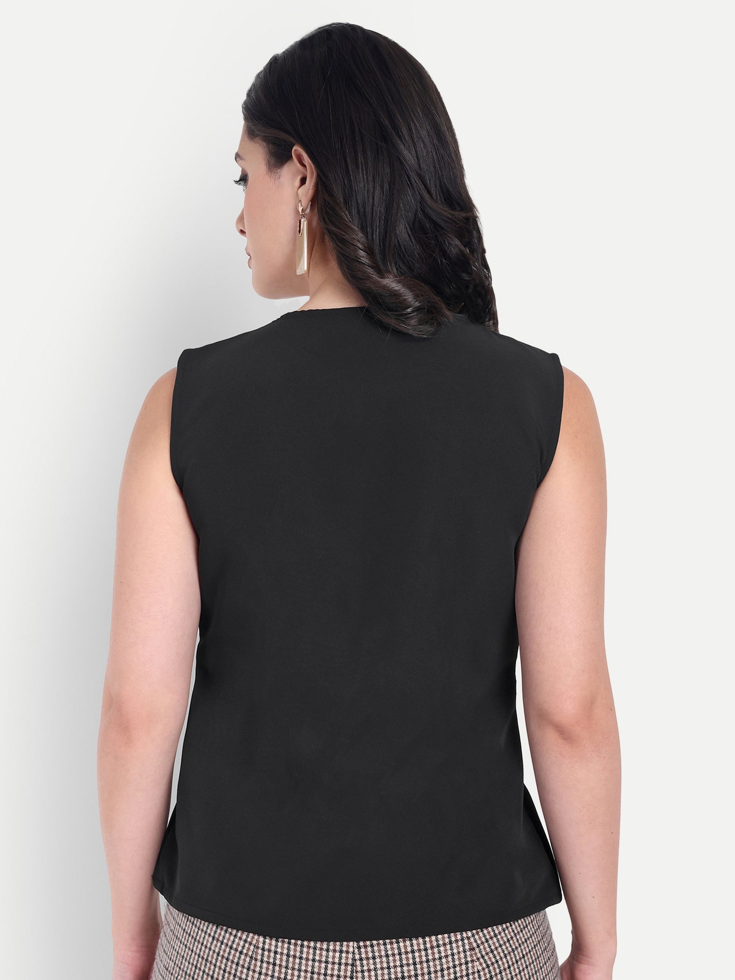Black top with brown cross bow pattern - esseneur.