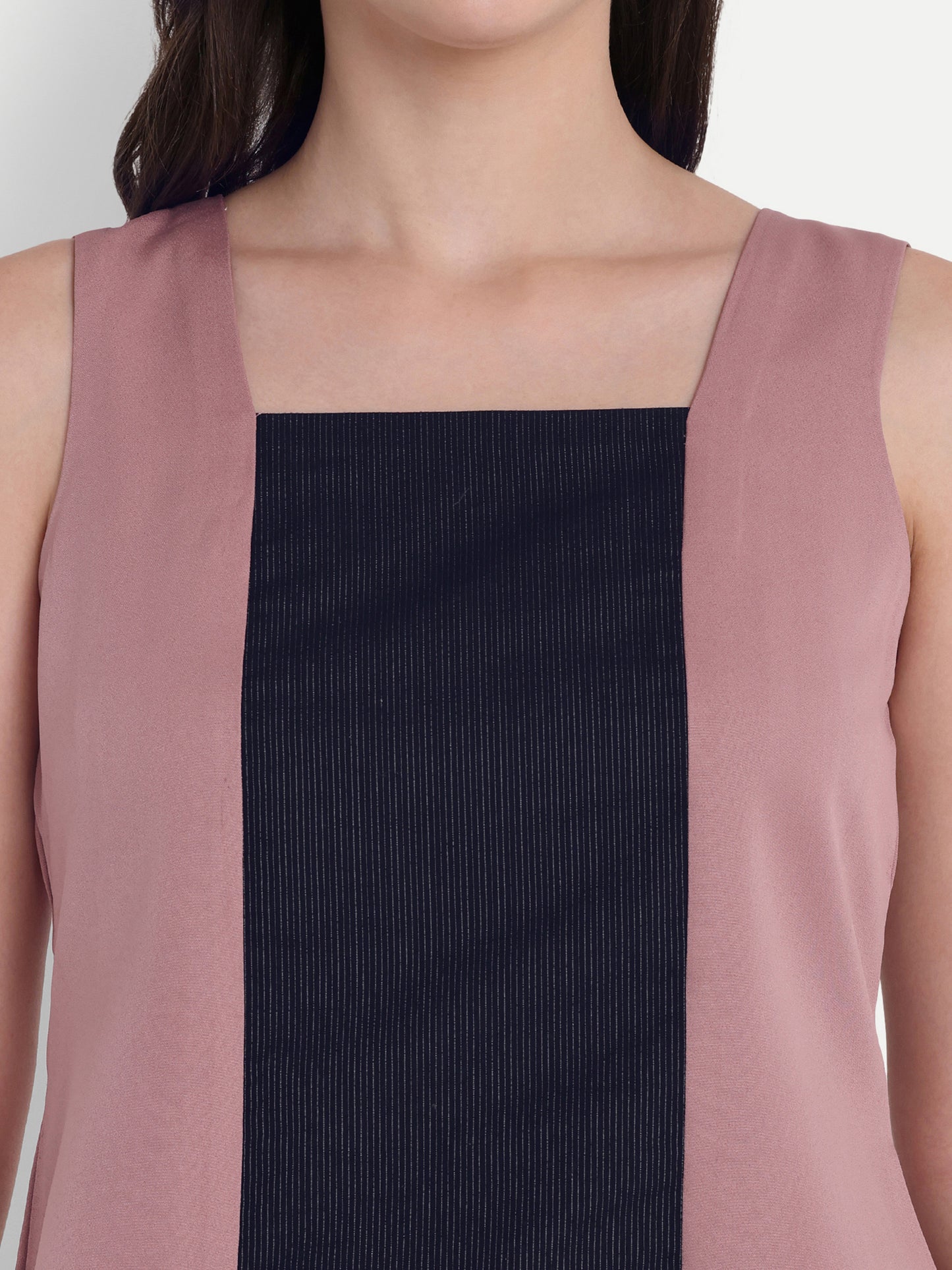 Peach top box neck with black strip top in the centre EWTP0021-PNKBL