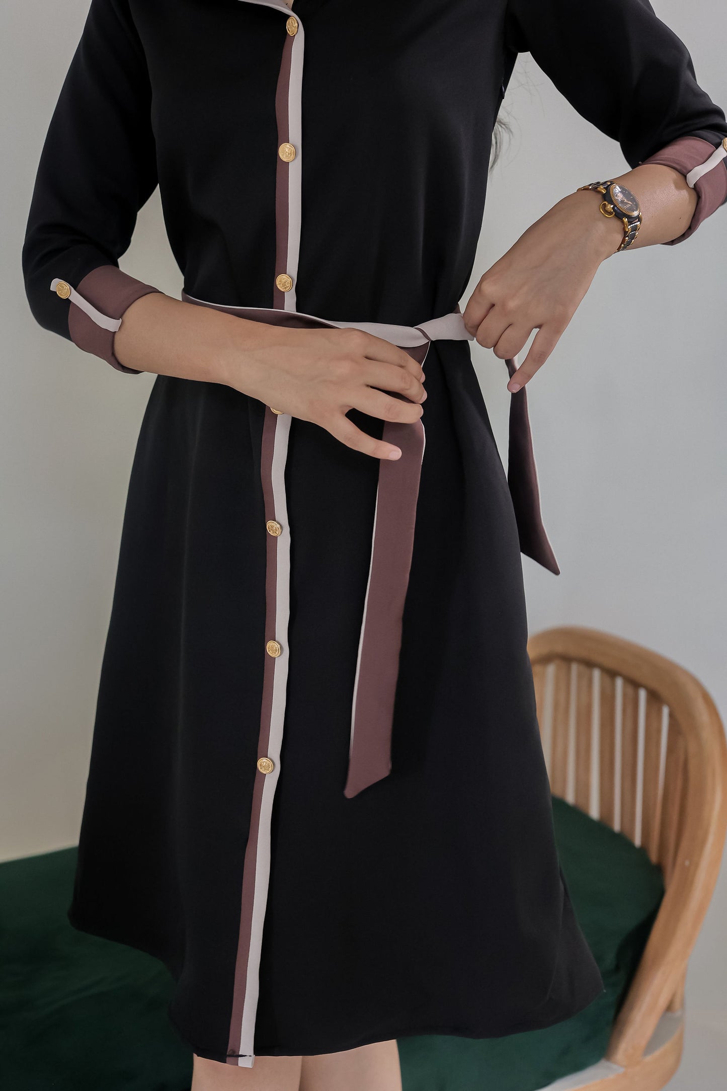 Black belt dress with brown & cream detailing -esseneur