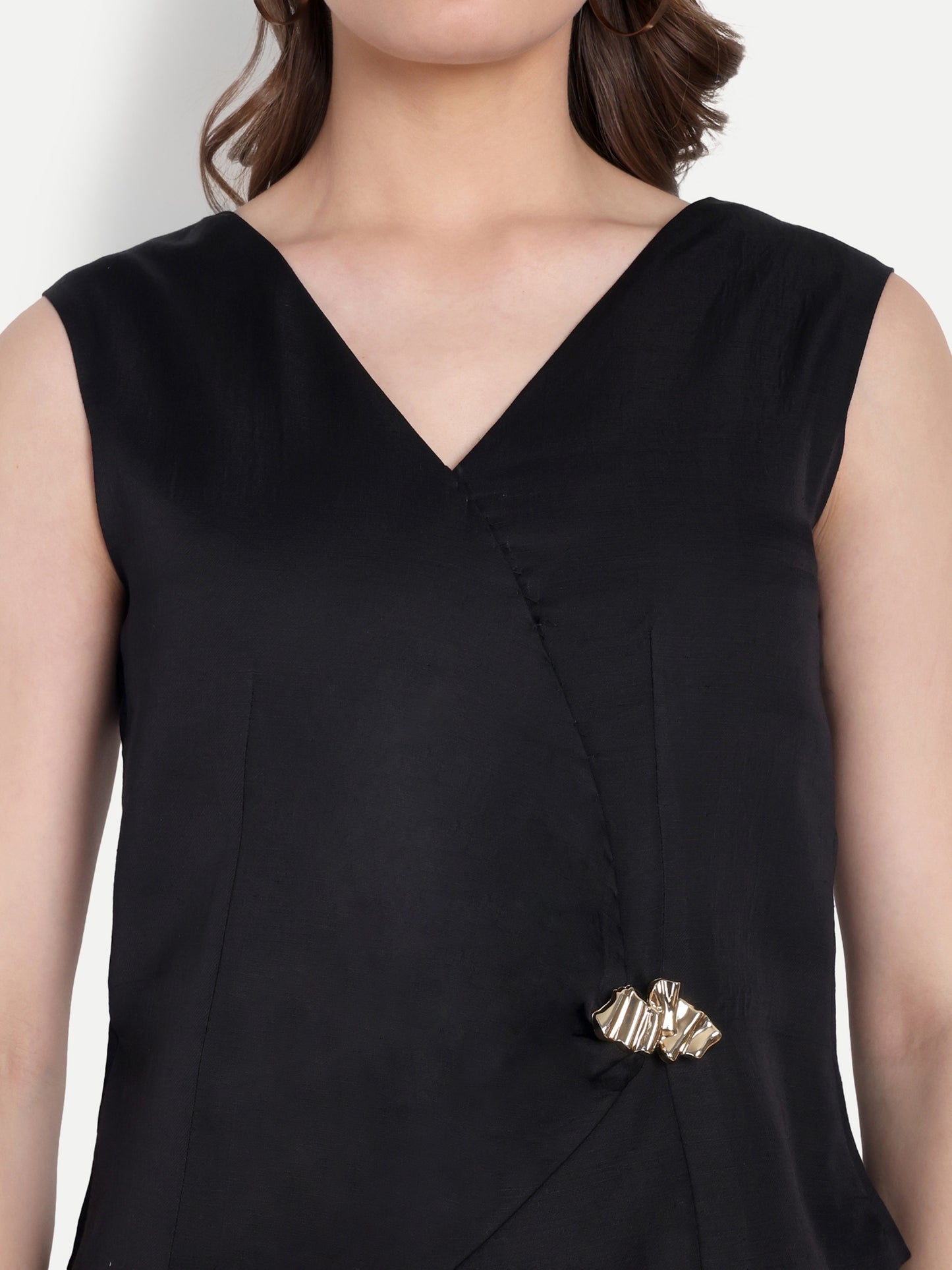 Black linen co ord set with gold applique-Esseneur