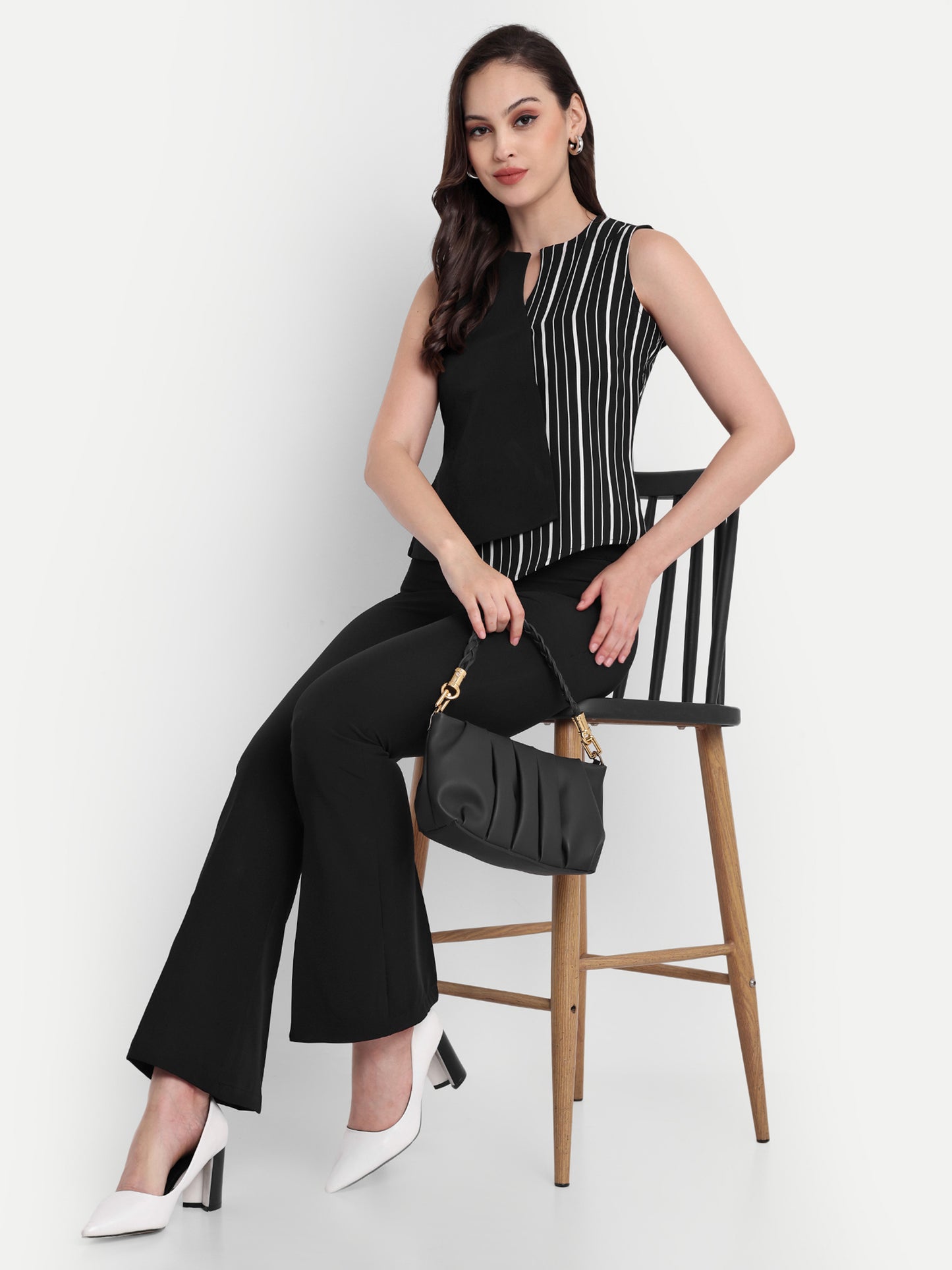 Black stripe flap with black sleeveless top - esseneur.