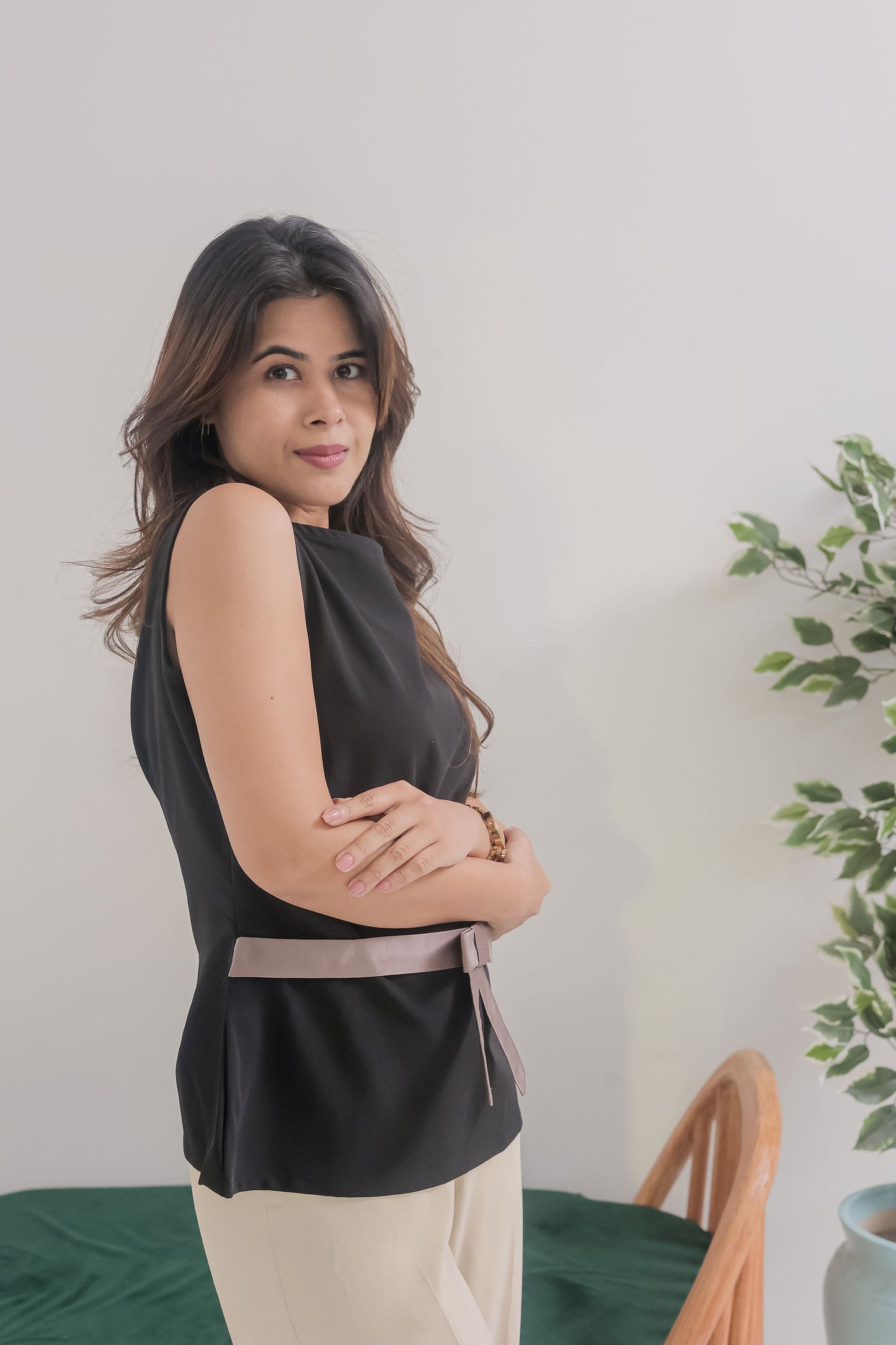 Black top with grey bow EWTP0004-BLKGB