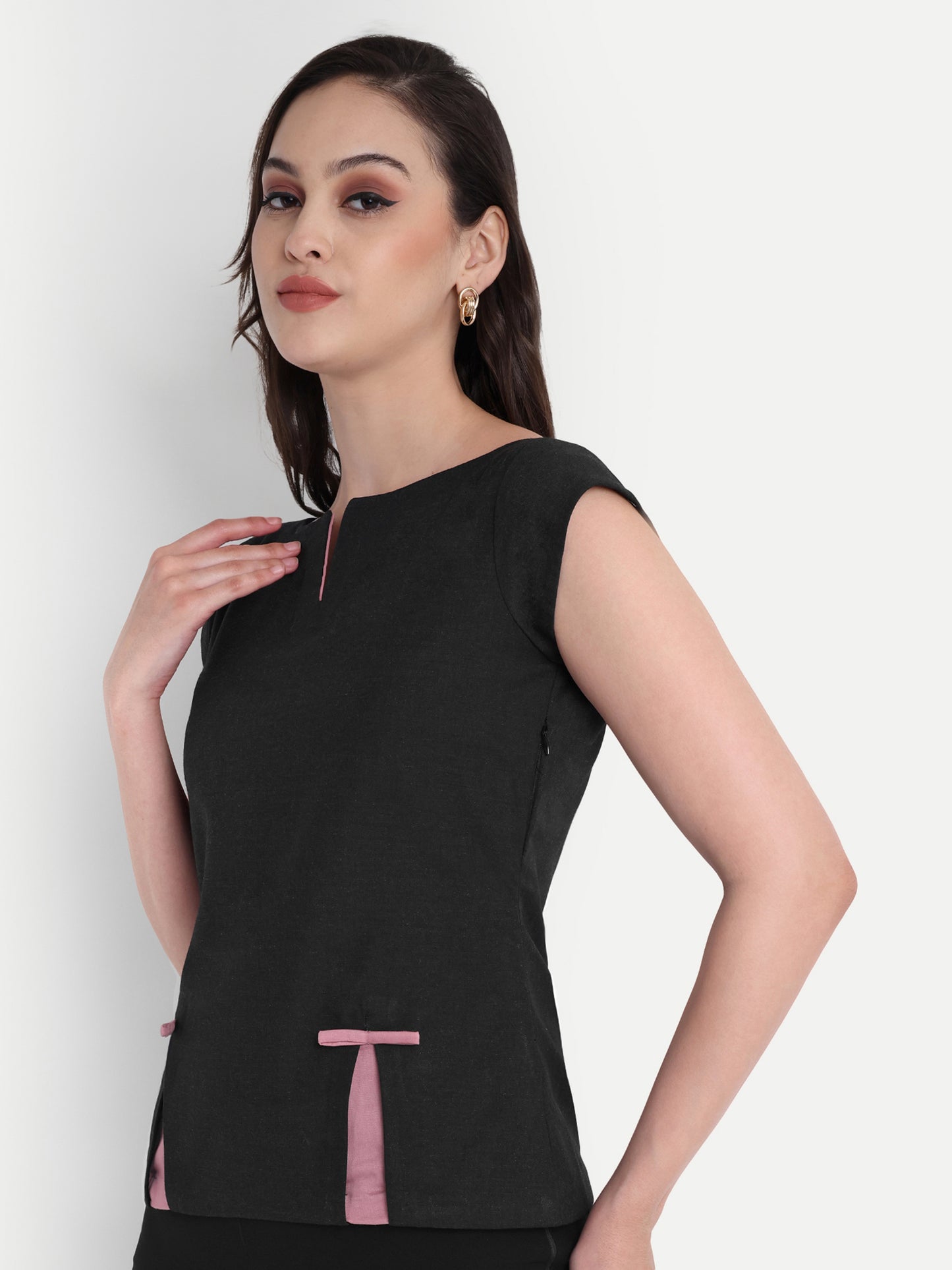Dark grey top with peach knots and slit - esseneur.