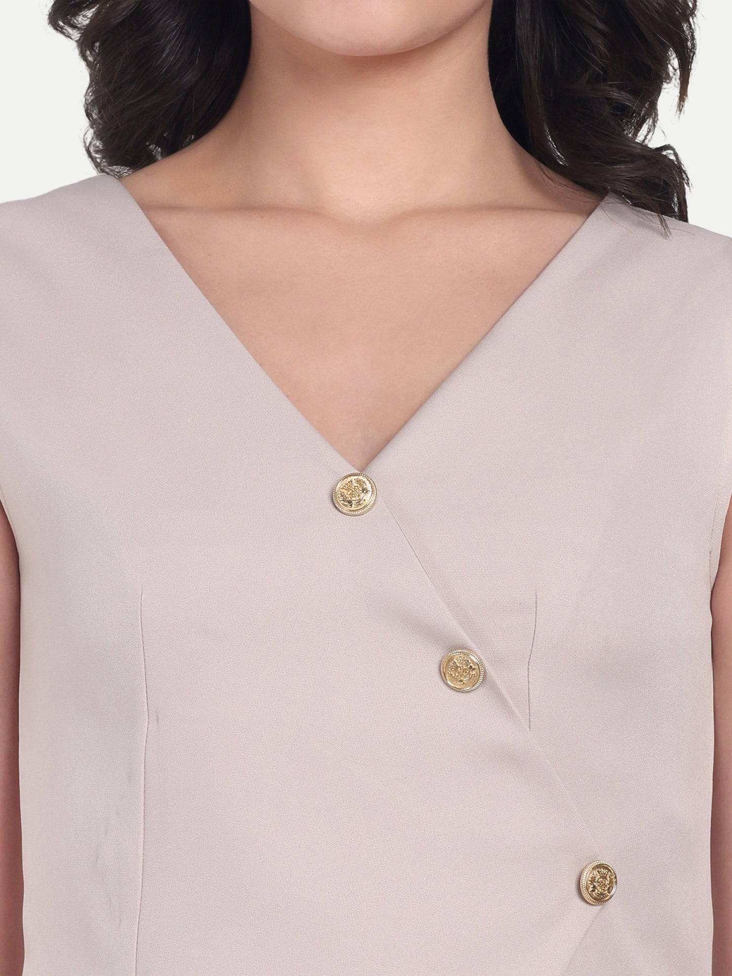 Cream Linen Co ord set with gold buttons - esseneur.