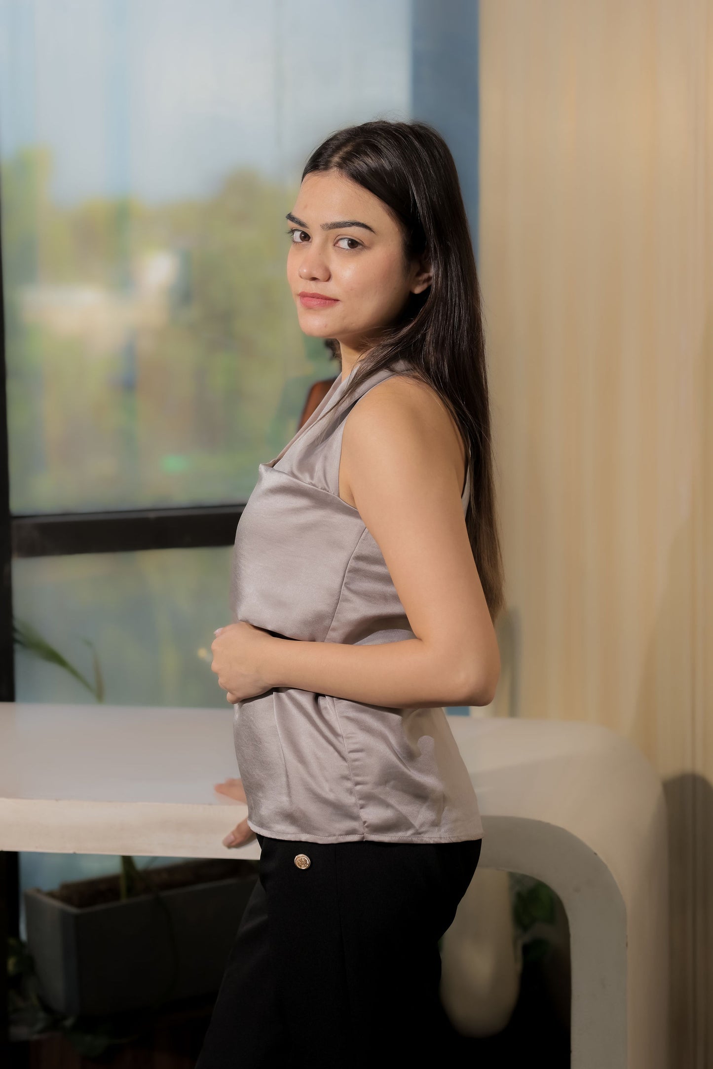 Grey boxy halter neck sleeveless top- esseeur.
