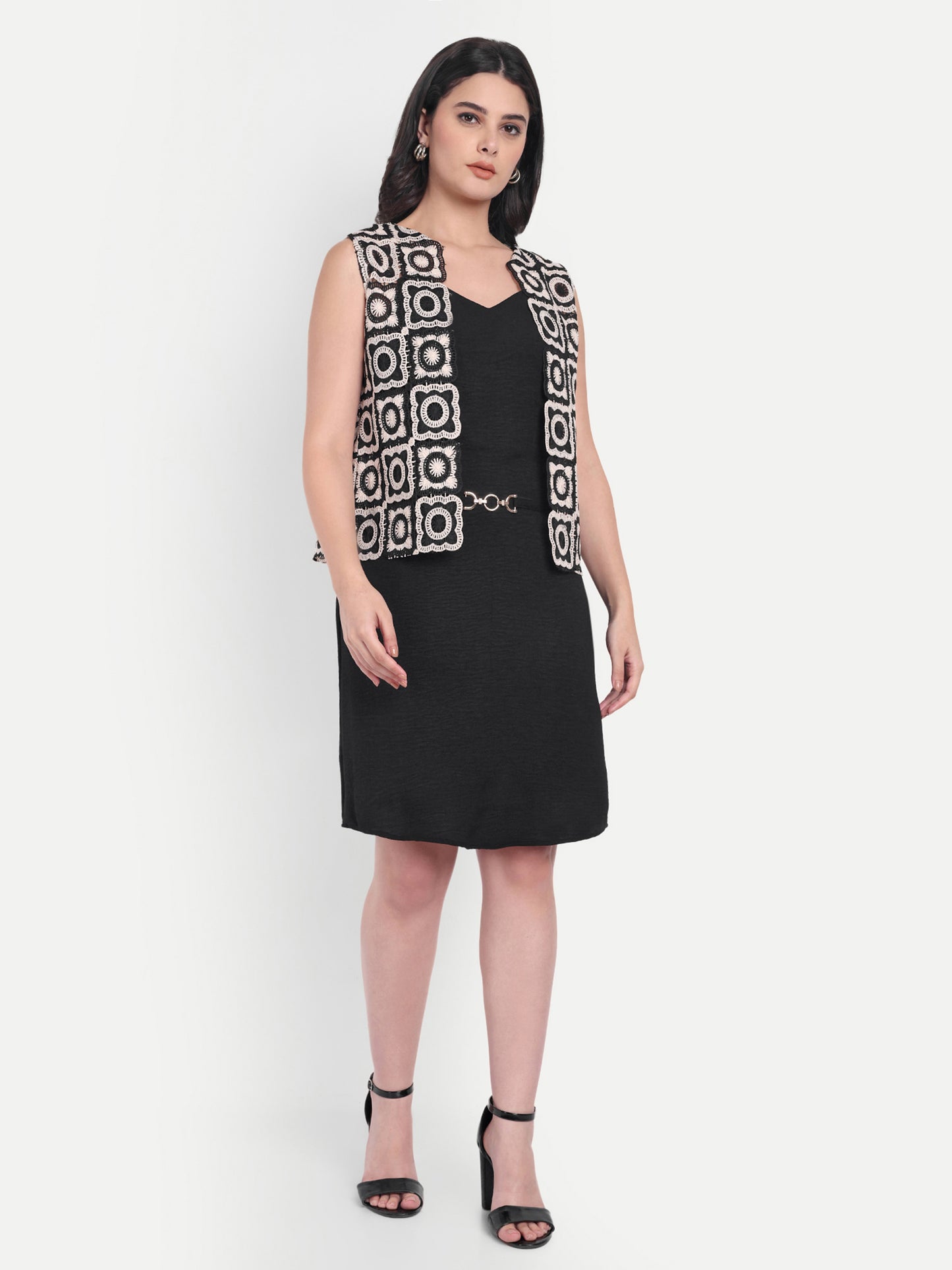 Black dress with crotia jacket-esseneur