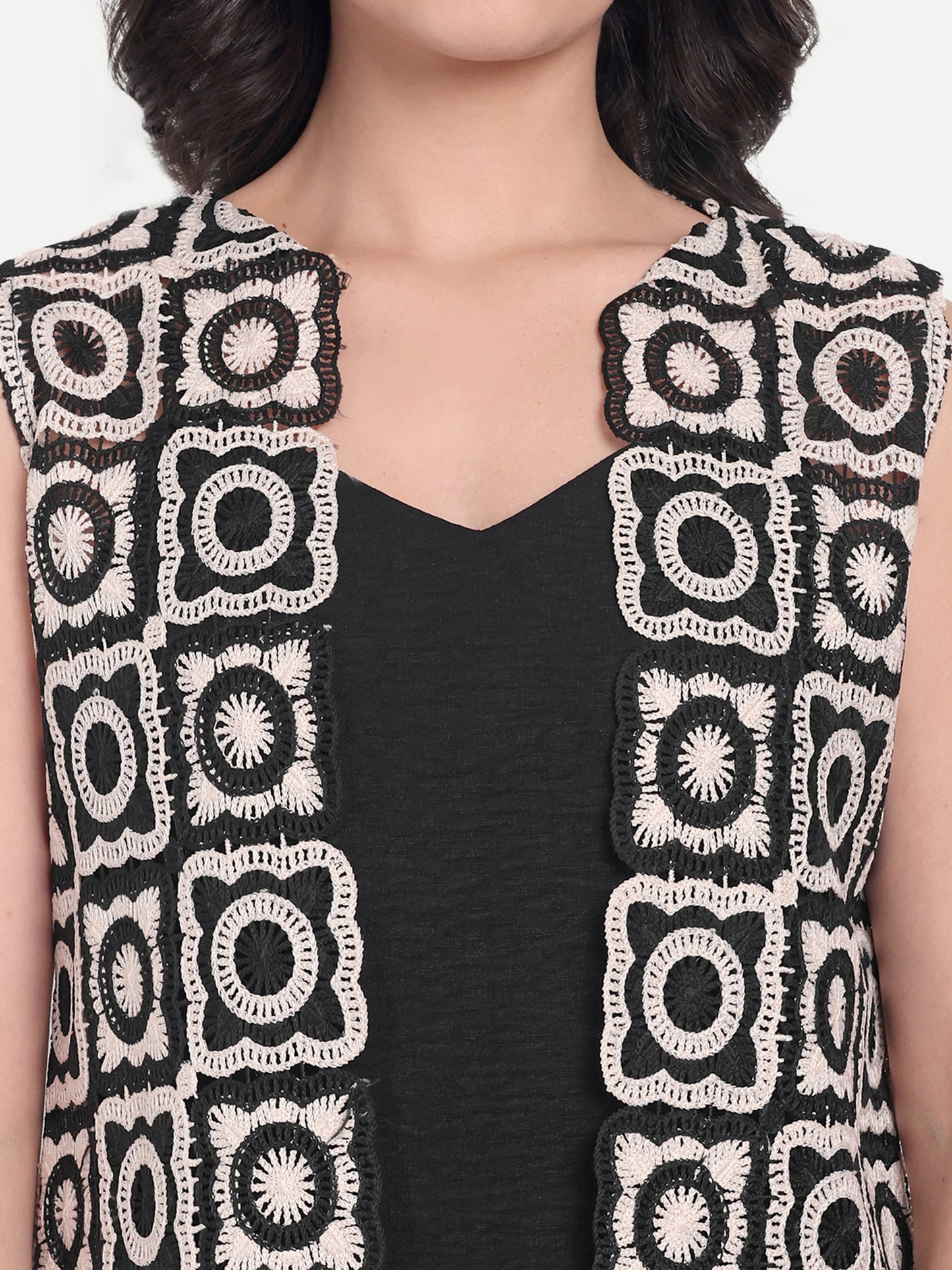 Black dress with crotia jacket-esseneur