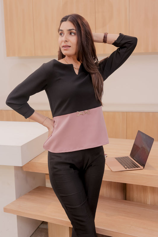 Black and peach two colour quarter sleeve top with gold applique - esseneur.