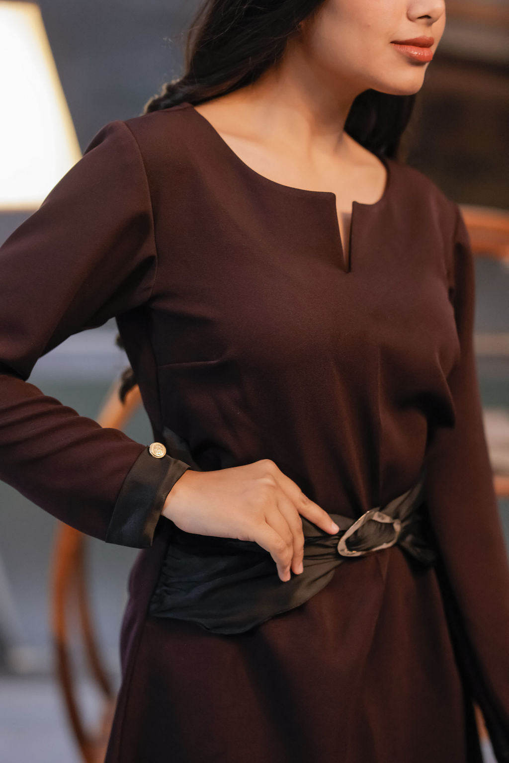 Brown crepe dress with black belt and gold buckle ESWDR0030-BRWBT