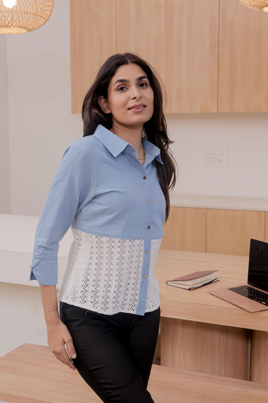 Light denim and crochet quarter sleeves shirt with gold buttons-Esseneur