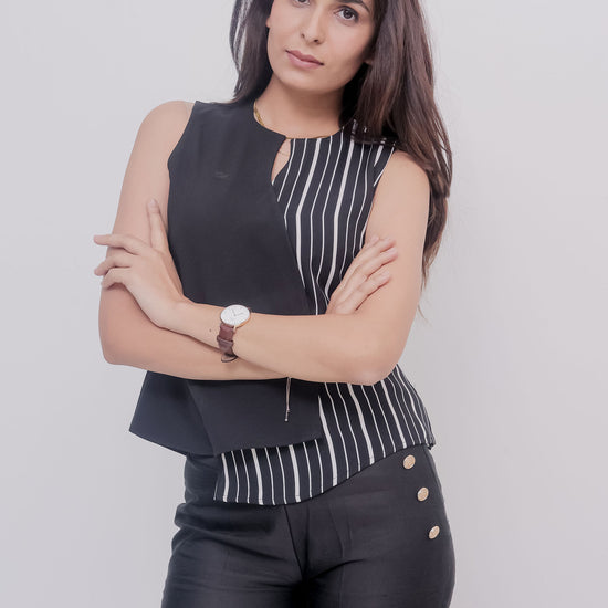 Black stripe flap with black sleeveless top - esseneur.