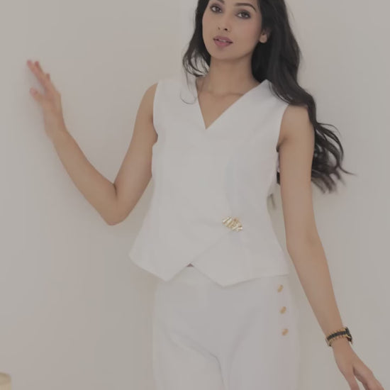 white waistcoat with gold applique - esseneur.